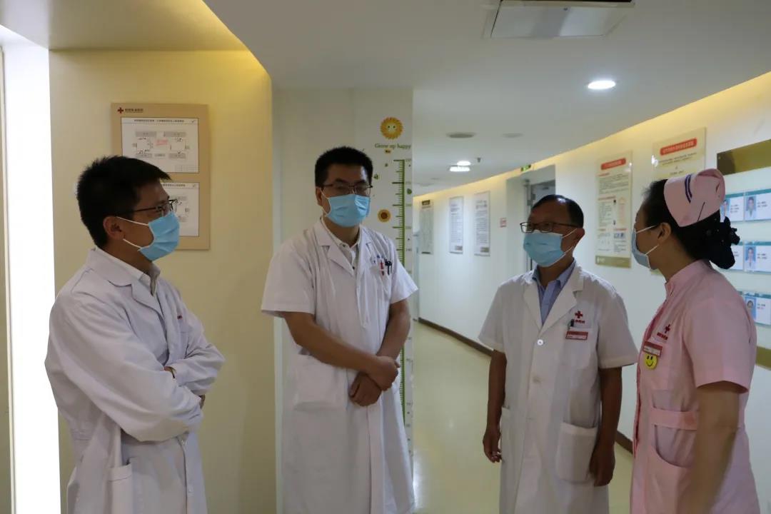 热烈欢迎河南省肿瘤医院专家莅临省肿瘤陇海分中心指导工作，携手共筑健康新桥梁